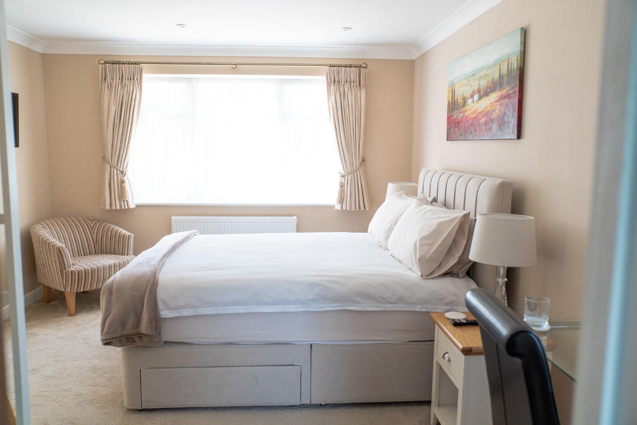 Bed and Breakfast The Cedars West Clandon Экстерьер фото